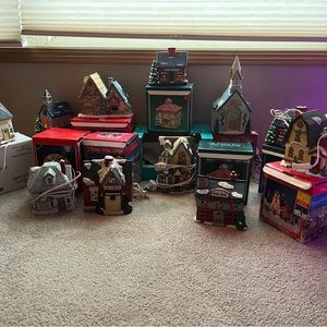 Qty 11 Christmas Village Building Lot